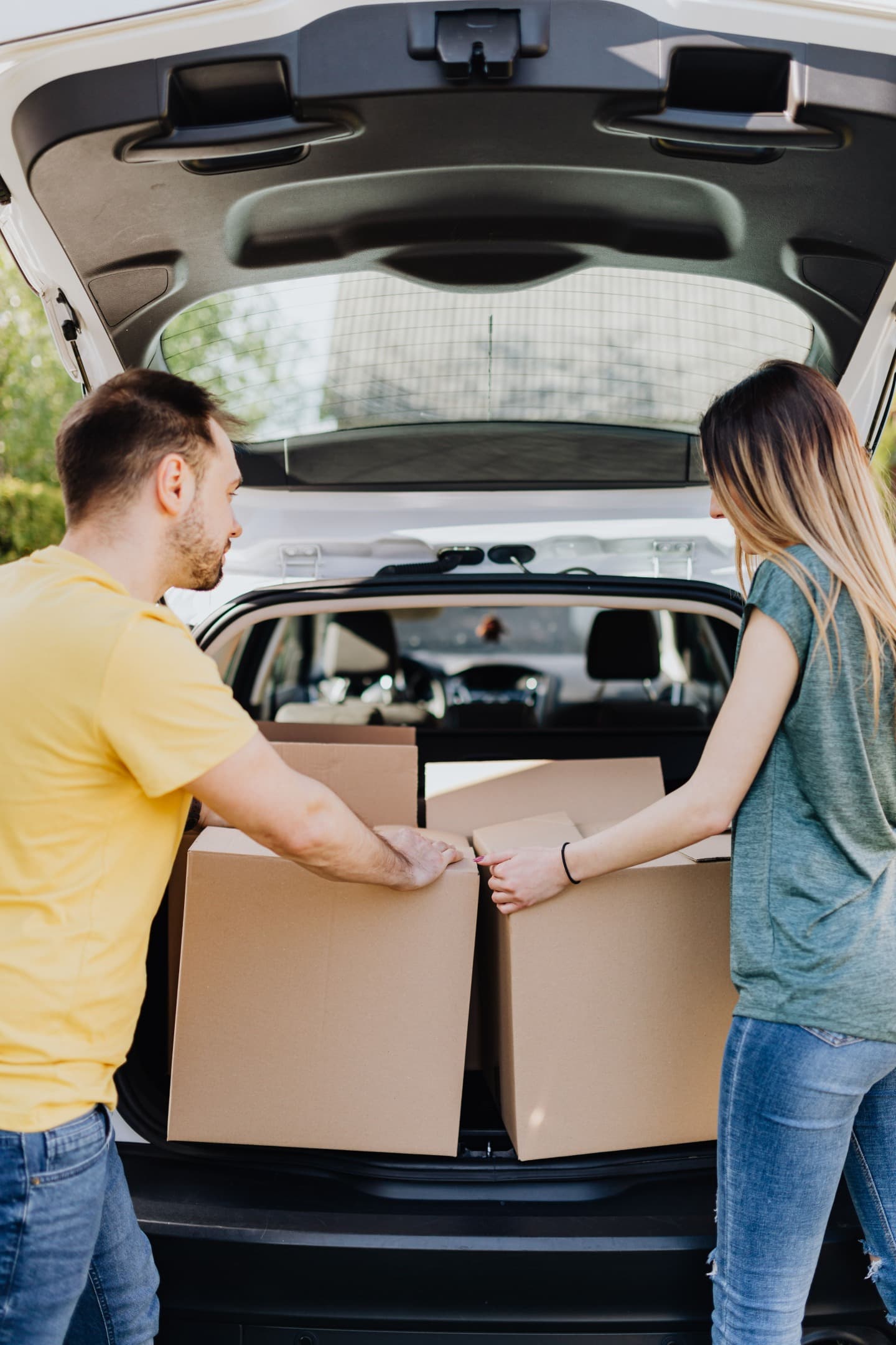 Signs You're People-Pleasing and Not Just Being Nice